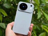 A vivo X500 várhatóan egy nagy, 7500 mAh-s akkumulátorral és a Dimensity 9600M chipset-tel lesz felszerelve (a képen: a vivo X500)