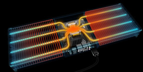 8 hőcsöves passzív hűtőrendszer nagyméretű radiátorokkal mindkét oldalon