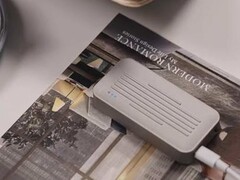 Ez a nagyon kompakt NAS WiFi és akár 2 TB kapacitással rendelkezik (Kép forrása: Milenas)