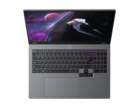 Egy új AMD Strix Halo laptop bukkant fel az interneten (kép forrása: Emdoor)