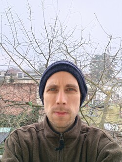 Szelfi az 50 MP-es kamerával a pixel binning használatával