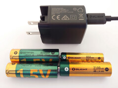 Tápegység. (Kép forrása: Notebookcheck)