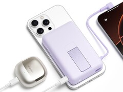 A Xiaomi piacra dobta Kínában a Magnetic Stand Power Bank 10000 7.5W (a képen). (Kép forrása: Xiaomi)