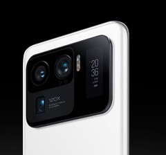 A Mi 11 Ultra hátsó kijelzője visszatérhet a Xiaomi 16-os sorozatban. (Kép forrása: Xiaomi)