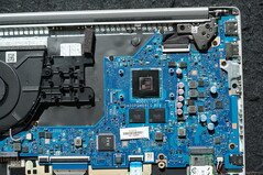 HP 255 G10 szétszedése