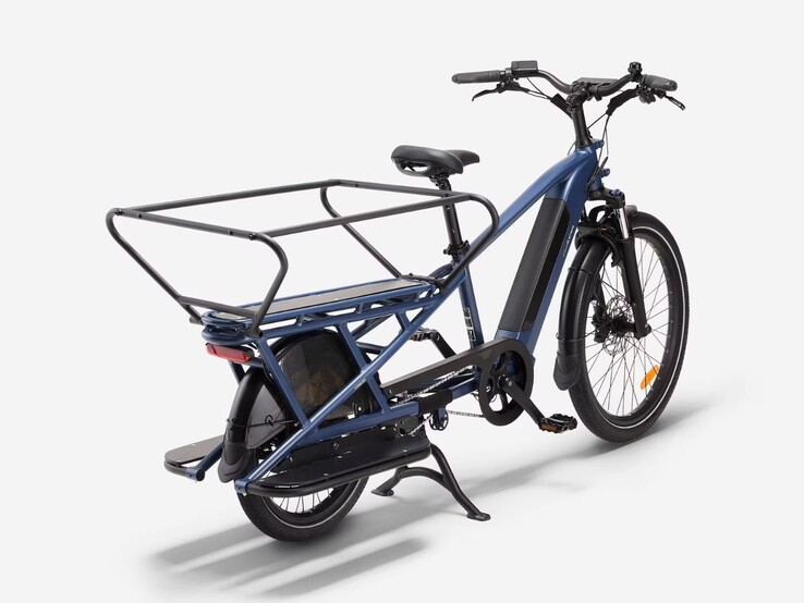 A Decathlon Btwin E-Three 500 e-bike