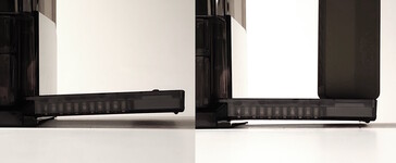 A zseblámpa töltő dokkolója a súlytól meghajlik. (Kép forrása: Notebookcheck)