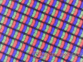 Matt panel minimális szemcsézettséggel