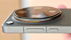 Az Oppo Find X10 Ultra várhatóan 2027-ben még nagyobb kettős periszkóp-érzékelőkkel fog rendelkezni. A nagyobb 10-szeres teleobjektív mellett egy nagyobb 3-szeres teleobjektív beépítése is elképzelhető.