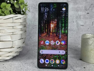 Poco M7 Pro 5G felülvizsgálat. (Kép forrása: Marcus Herbrich)