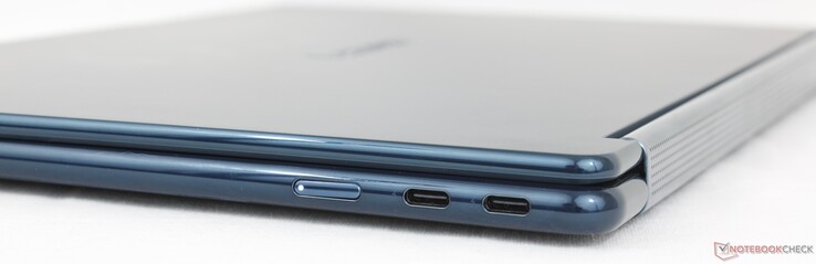 Jobbra: 2x USB-C Thunderbolt 4 / DisplayPort 2.1 + Power Delivery
