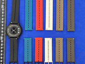 A Suunto Race 2 több első féltől származó karórapántokkal. (Kép forrása: Japán Rádióhatóság)