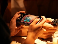 Az Ayaneo Pocket Micro 2-nek lesz audiocsatlakozója és mikrofonja, ellentétben az első generációs Pocket Micro-val (a képen).