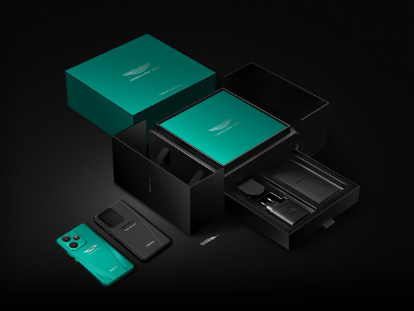 A Realme GT 7 Dream Edition egy speciális kiskereskedelmi dobozban kerül forgalomba. (Kép forrása: Realme)