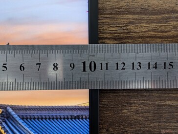 Keskeny oldalsó keretek