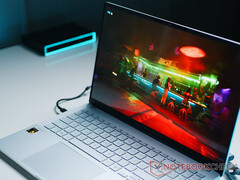 A frissített Xbox alkalmazás jelenleg csak az Insiderek számára érhető el. A képen: játék egy Windows on ARM laptopon. (Kép forrása: Notebookcheck) 