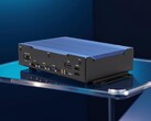 Az Aaeon új, masszív, ventilátor nélküli mini PC-je lenyűgöző öt RJ45 hálózati porttal rendelkezik. (Kép forrása: Aaeon, szerkesztve)