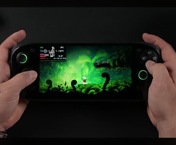 Hollow Knight: Silksong 108 FPS sebességgel az Ayn Odin 2 portálon a Proton 11 ARM64 segítségével.