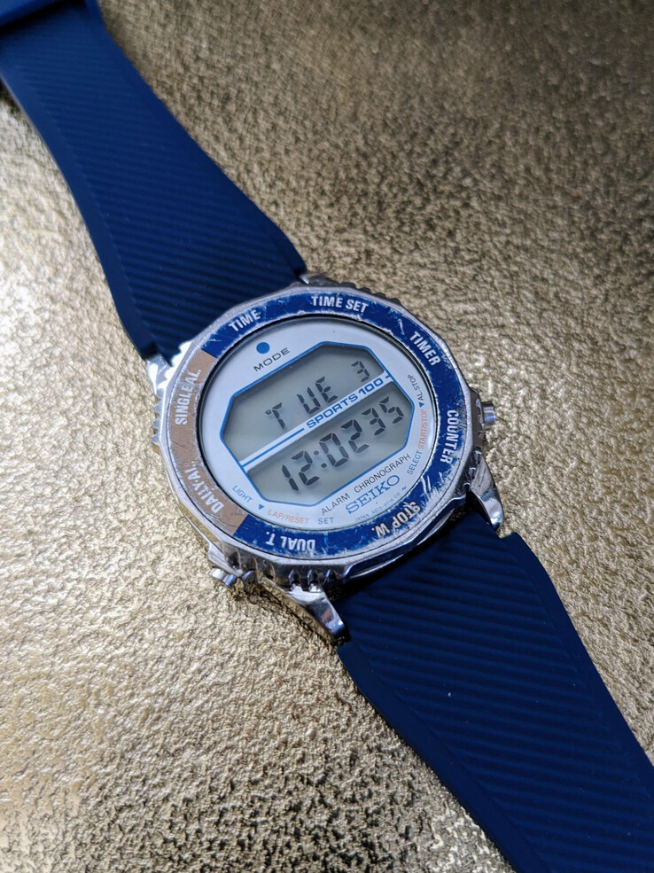 Az eredeti Seiko Rotocall 1982-ből. (u/sleimanbs via r/Watchexchange on Reddit)