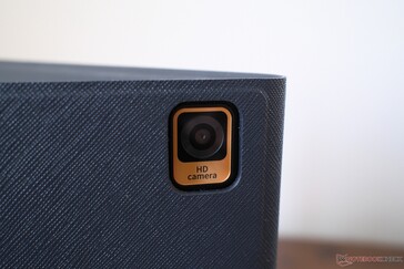 A Note E-ben egy egyszerű HD-kamera található.