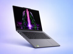 A Lenovo Pro 9n induló ára $2,999.99, 18 magos RTX Sparkkal és 32GB RAM-mal.