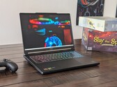 MSI Crosshair A16 HX E8WGK teszt: A Ryzen 9 Zen 4 jobb teljesítményt nyújt, mint a Ryzen 9 AI Zen 5