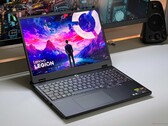 Lenovo Legion 5 15IRX10 játék laptop felülvizsgálata - Briliáns OLED és RTX 5070 1,499 euróért (kb. 1,742 dollár)