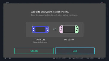 A Nintendo Switch konzolok összekapcsolásának 2. lépése a virtuális játékkártya megosztásához: Ez a képernyő, amelynek címe "A másik rendszerrel való összekapcsolásról...", arra utasítja a felhasználót, hogy a Nintendo Switch konzolokat közelítse egymáshoz, mielőtt megnyomná a "Link" gombot.