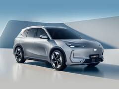A Geely új AI Smart Charging technológiája akár 2,2 MW-os töltési teljesítményre is képes.