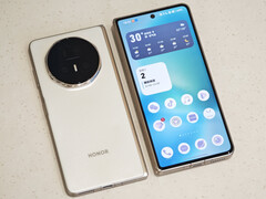 A Magic V5 egy 8-magos Snapdragon 8 Elite lapkakészletet rejt a 4,1~4,2 mm-es készülékházban. (Kép forrása: fenibook)