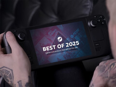 A top 12-es listát leginkább az indie játékok uralják. Képeken: Steam Deck a Best of 2025 promóciós képpel. (Kép forrása: Valve)