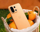 A OnePlus 16 még nagyobb hangsúlyt fektet a játékra. A képen: a Turbo 6X Pro hátulját ábrázoló fotó.