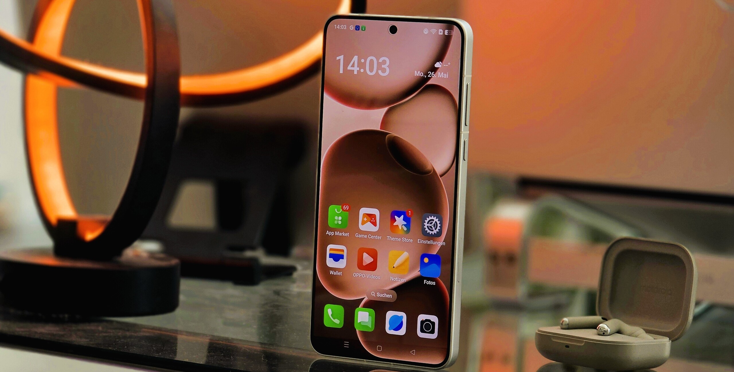 Oppo Find X8 Ultra smartphone review (image source: Marcus Herbrich)