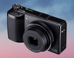A Ricoh GR IVx várhatóan idén télen kerül forgalomba.