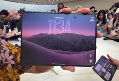 Az iPhone Duo, az Apple első összecsukható készüléke, évekig tartó várakozás után végre megérkezett.