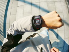 A még meg nem jelent Casio G-Shock GW-BX5600 a DW-H5600-MB (a képen) modellhez hasonló MIP kijelzővel rendelkezhet. (Kép forrása: Casio)