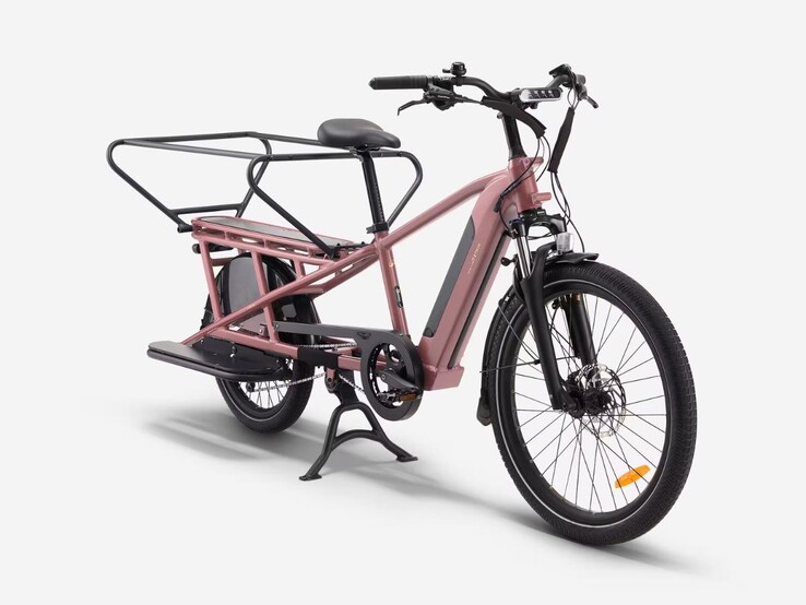A Decathlon Btwin E-Three 500 e-bike