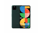 Az iPhone 18 Pro a 2021-es Pixel 5a modellhez hasonlóan bal oldali lyukasztással kerülhet forgalomba. (Kép forrása: Google)