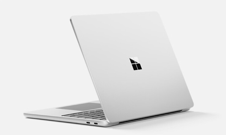 Az új 13 hüvelykes Surface Laptop nem rendelkezik Copilot+ tanúsítvánnyal.