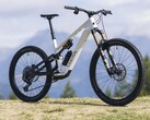 A Canyon Spectral:ON CF 9 meglehetősen könnyű, és erős húzóerőt biztosít