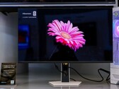 Az új Hisense UX monitor valódi RGB mini-LED háttérvilágítással