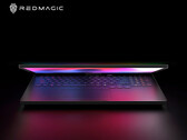 Az új gamer laptop 2025. október 17-én jelenik meg Kínában. A képen: egy teaser kép a laptopról. (Kép forrása: RedMagic)