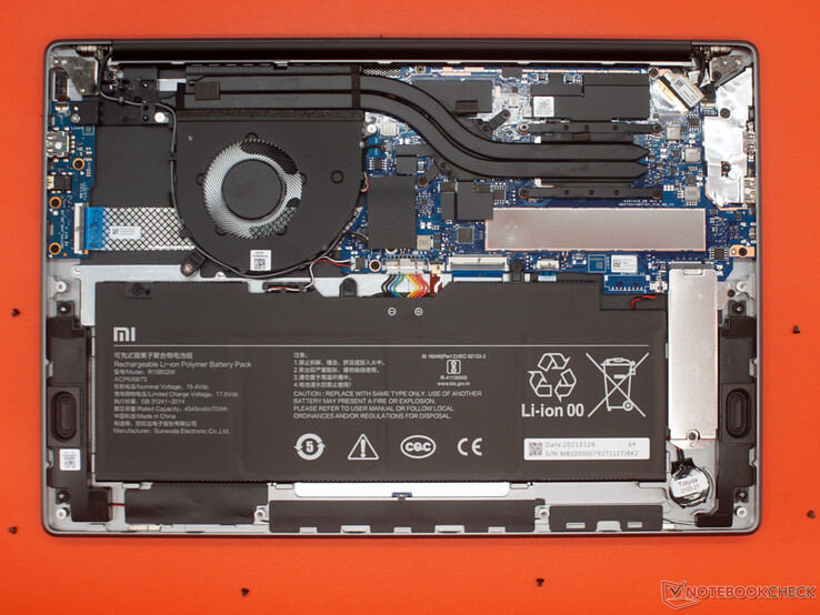 The interior of the Xiaomi RedmiBook Pro 15