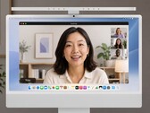 A fénycsík kizárólag a 2021-től gyártott 24 hüvelykes iMac-hez készült, és nem illeszkedik a Studio Display-hez.