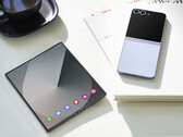 Az idei nyári Galaxy Unpacked eseményen nem két, hanem három új, a képeken látható hatodik generációs hajtogatható modellt mutathatnak be. (Kép forrása: Samsung)