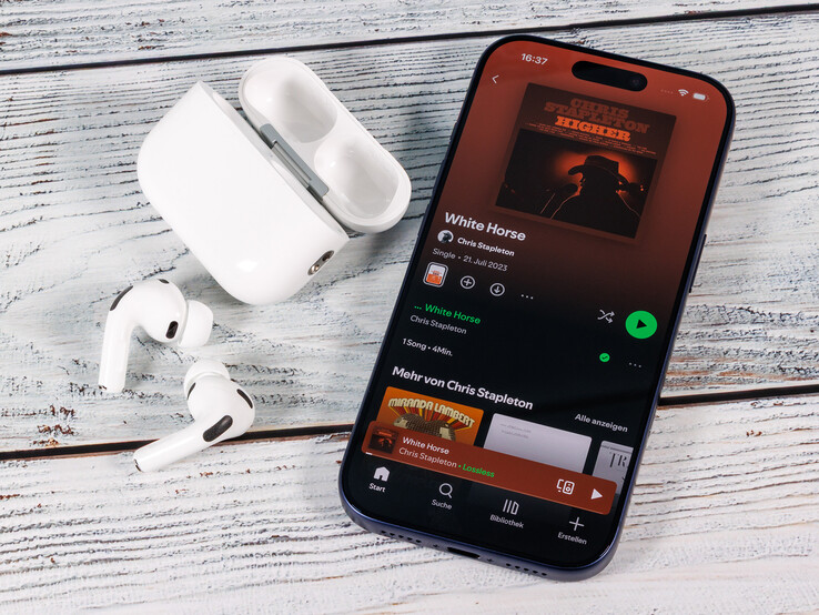 Az iPhone 17 Pro alumíniumot használ és 7,27 oz súlyú
