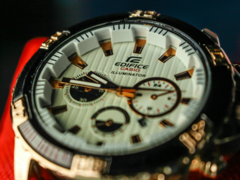 A Casio Edifice vonal 2000-ben született meg, és a japán óragyártó 3 legnépszerűbb monikerének egyikévé vált. Képünkön - Egy Casio Edifice modell. (Kép forrása: Samer Daboul a Pexels oldalon)