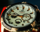 A Casio Edifice vonal 2000-ben született meg, és a japán óragyártó 3 legnépszerűbb monikerének egyikévé vált. Képünkön - Egy Casio Edifice modell. (Kép forrása: Samer Daboul a Pexels oldalon)