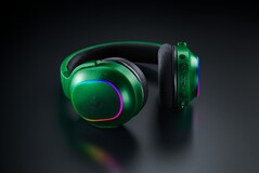 Razer Phantom Collection Barracuda X Chroma headset (Kép forrása: Razer PR)