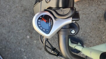 Shimano 7 sebességes váltó - Touroll B2 e-bike teszt